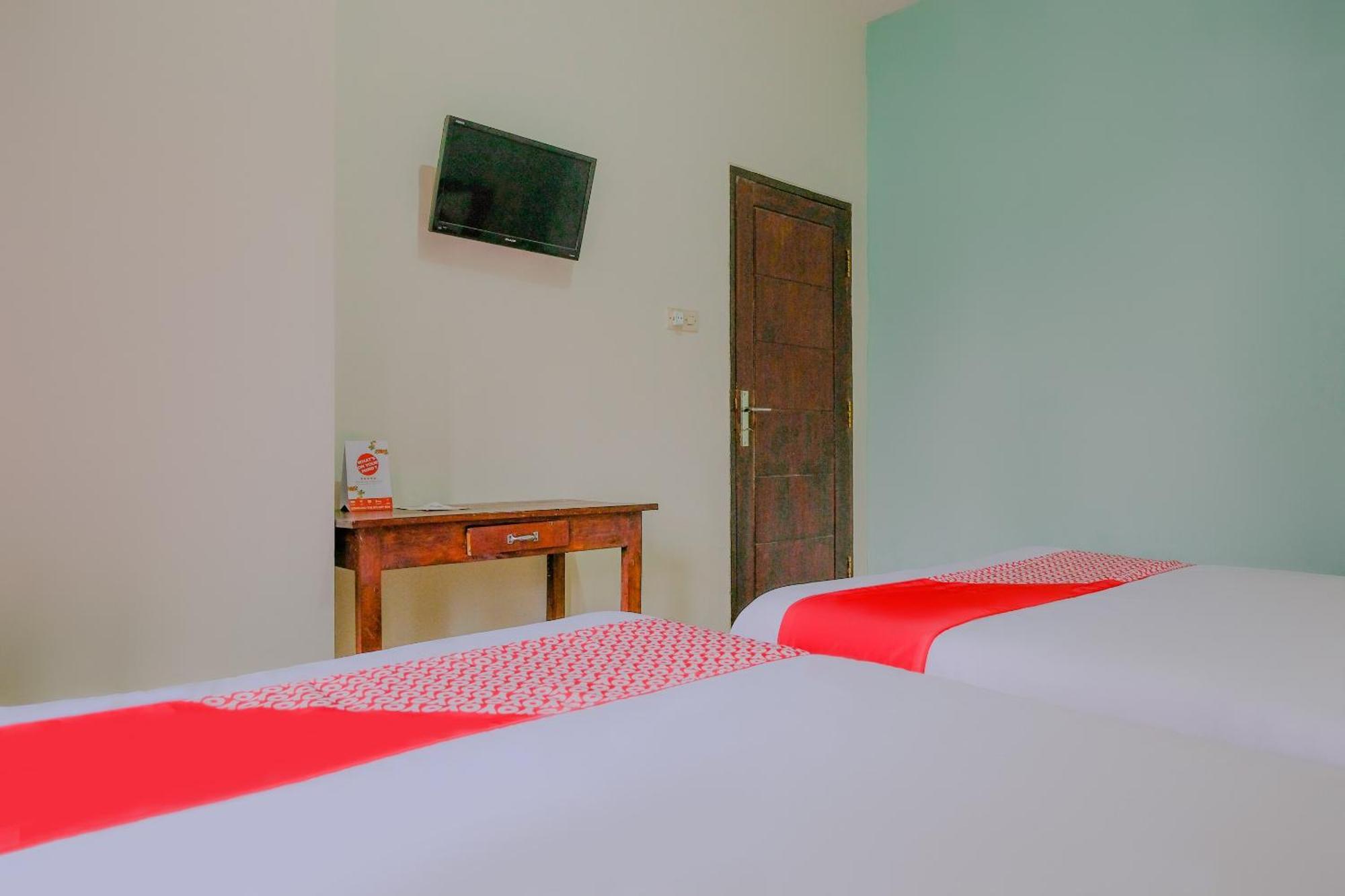 Oyo 2376 Tiara Family Residence Batu  Esterno foto